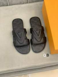 Picture of Louis Vuitton Slippers _SKULVsz38-44BS0136340